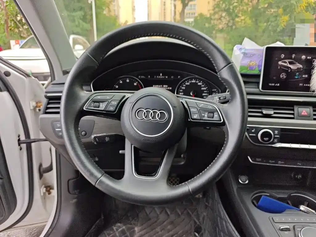 Audi A4L — миниатюра 3