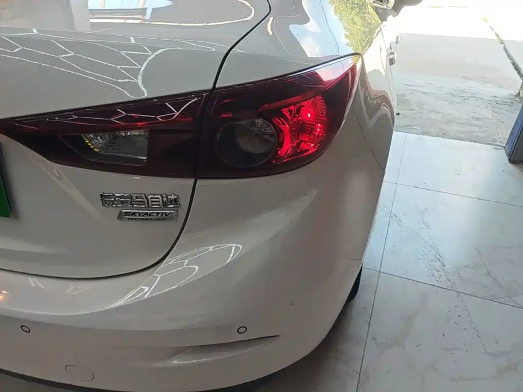 Mazda 3 Axela — миниатюра 8