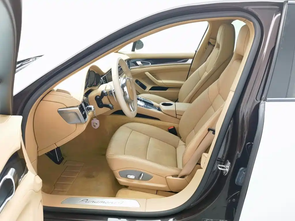 Porsche Panamera — миниатюра 9