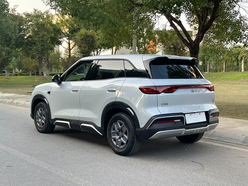 BYD Yuan UP — миниатюра 6
