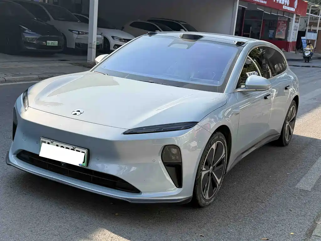 NIO ET5T