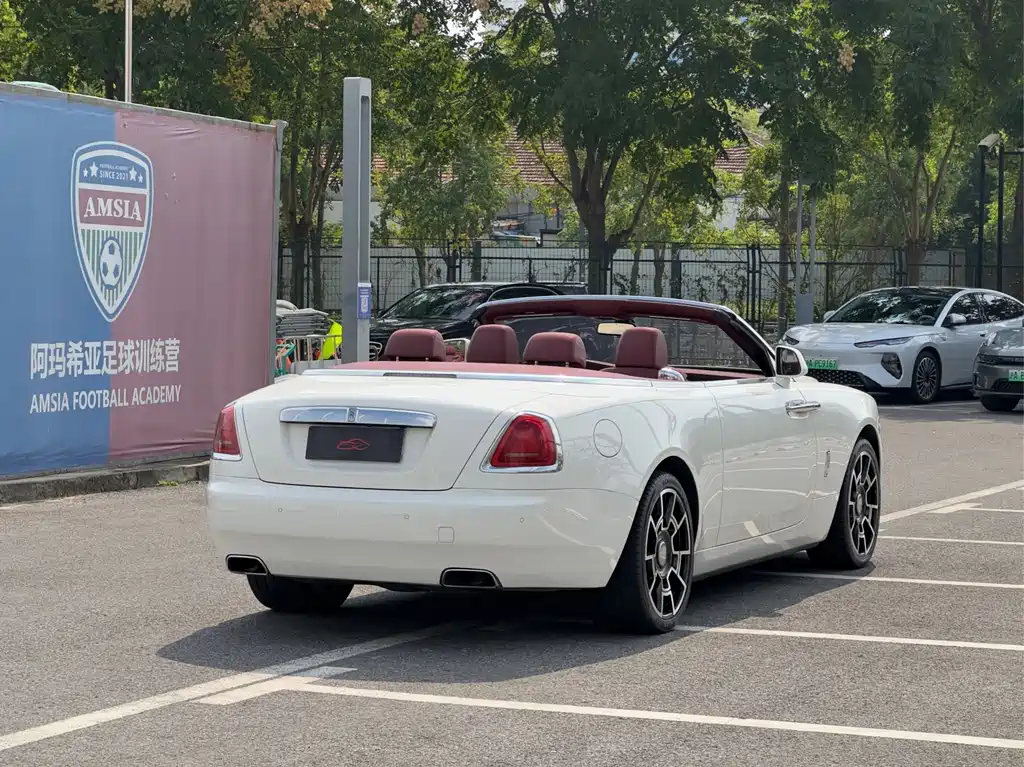 Rolls-Royce Dawn — миниатюра 5