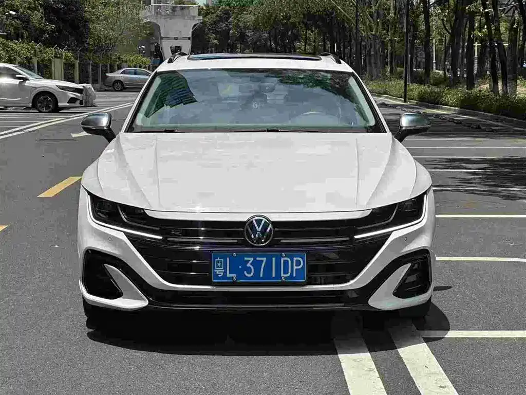 Volkswagen FAW - Passat CC CC 2021 330TSI
