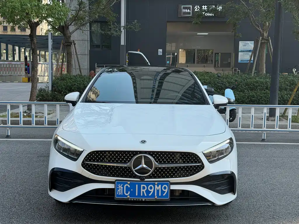 Mercedes-Benz A-Class — миниатюра 2