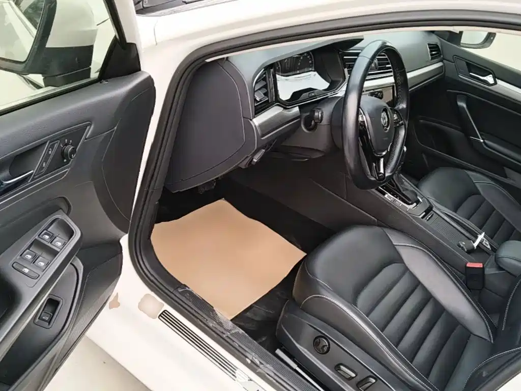Volkswagen Lamando — миниатюра 16