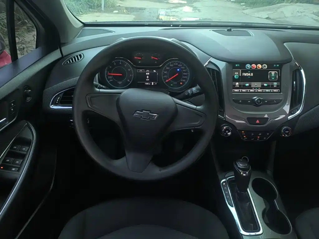 Chevrolet Cruze — миниатюра 11