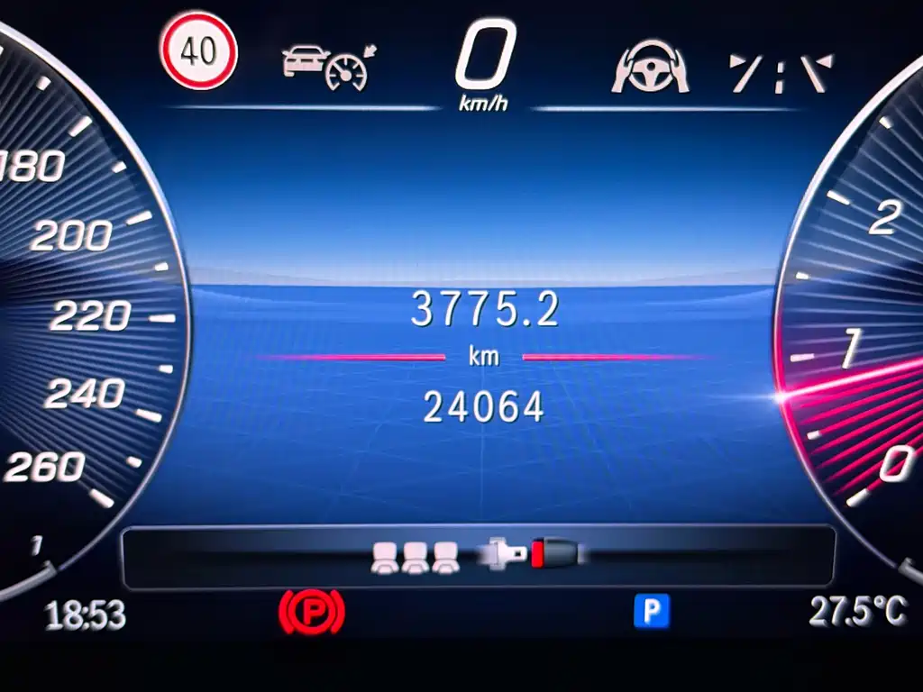 Mercedes-Benz GLE (Import) — миниатюра 25