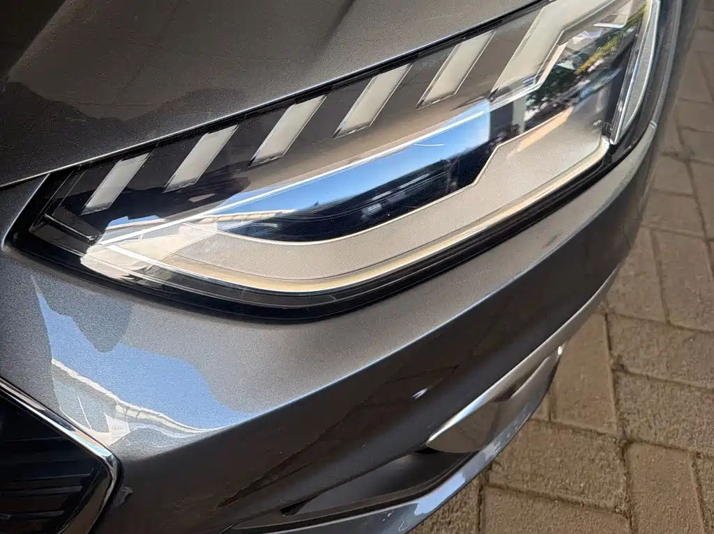 Audi A4L — миниатюра 11