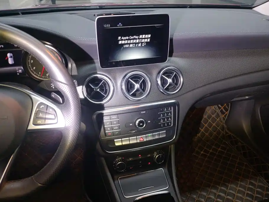Mercedes-Benz GLA — миниатюра 13