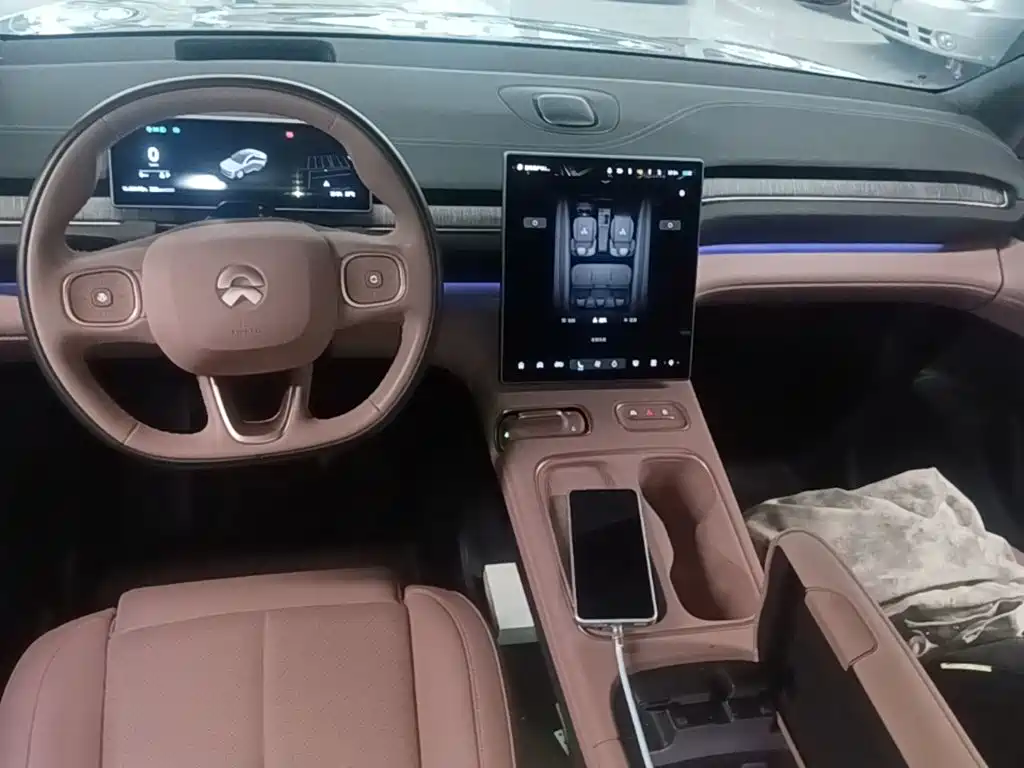 NIO EC6 — миниатюра 10