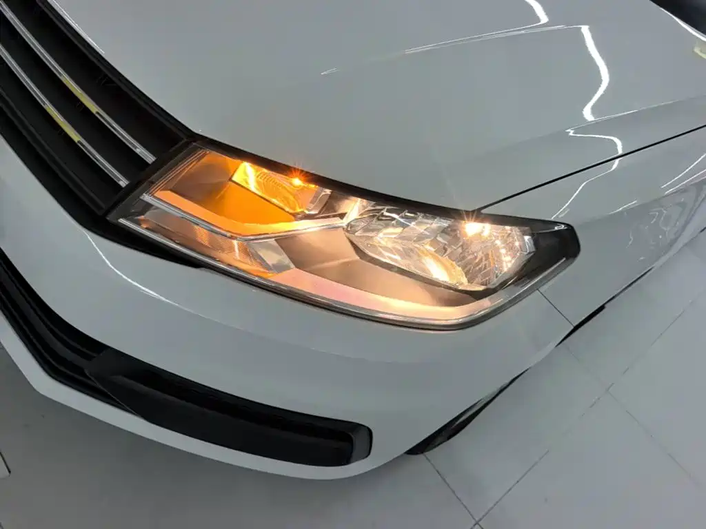Volkswagen Santana — миниатюра 24