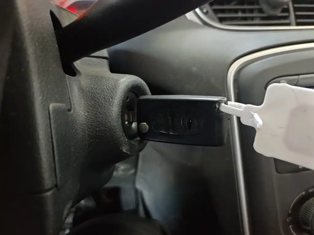 Peugeot 308 — миниатюра 9