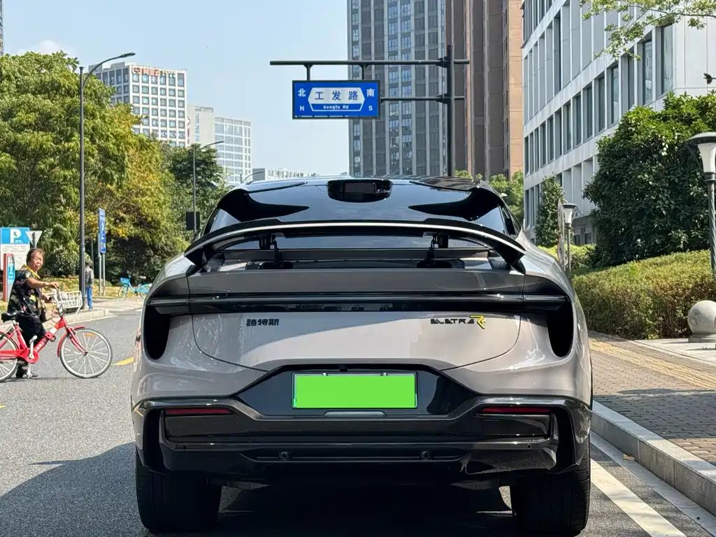 Lotus Eletre — миниатюра 12
