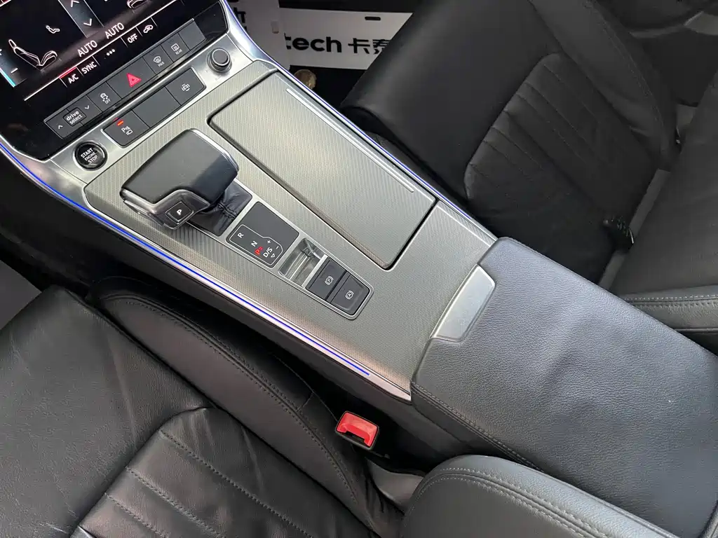 Audi A6L — миниатюра 12