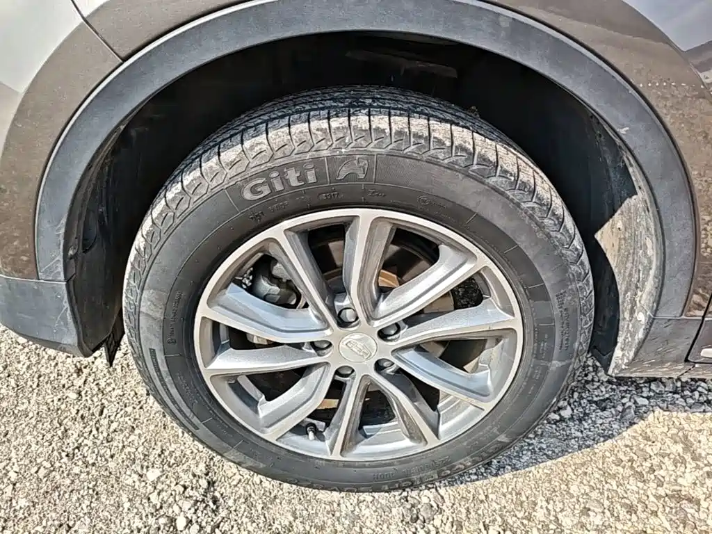 Geely Boyue — миниатюра 23
