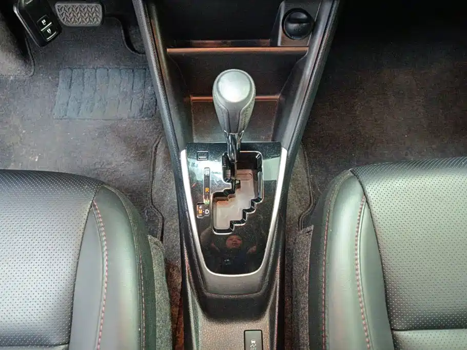 Toyota Yaris L — миниатюра 16