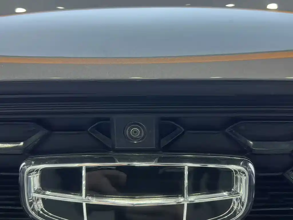 Geely Binyue — миниатюра 10