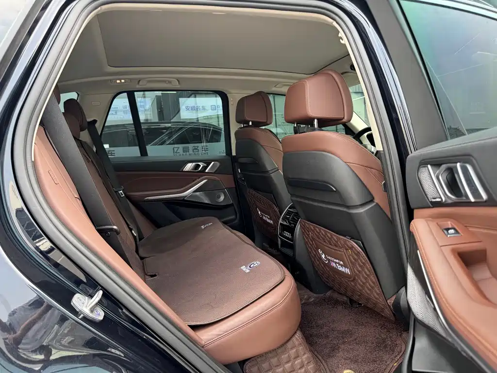 BMW X5 (Import) — миниатюра 11