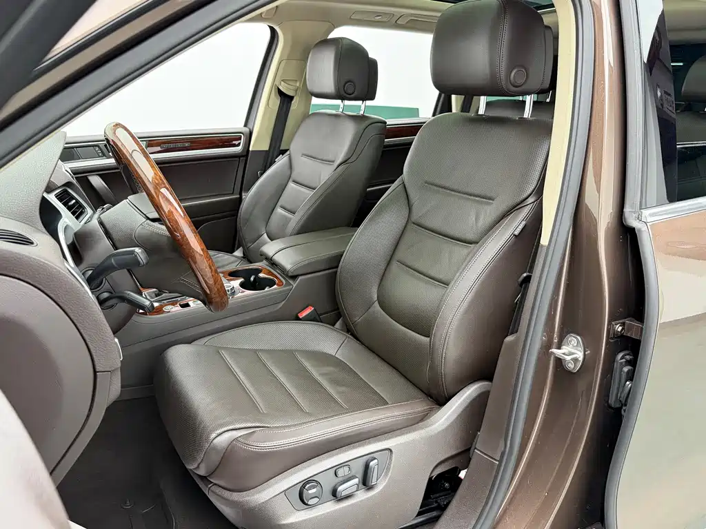 Volkswagen Touareg — миниатюра 13