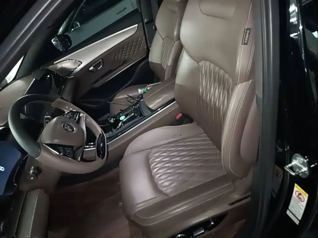 BYD Han — миниатюра 15