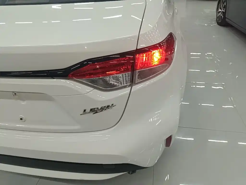 Toyota Levin — миниатюра 8