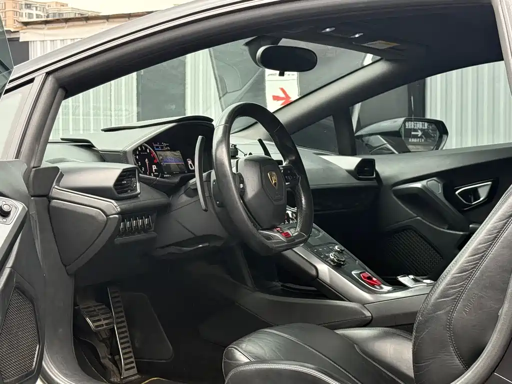 Lamborghini Huracán — миниатюра 6
