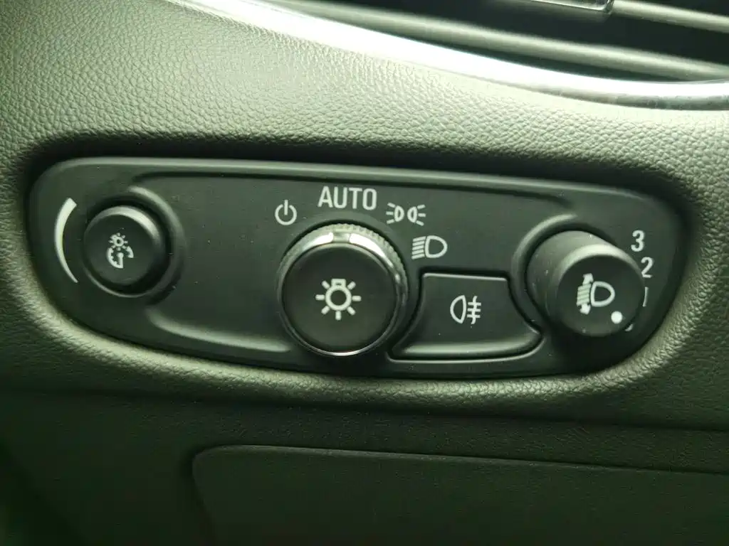 Chevrolet Malibu XL — миниатюра 21