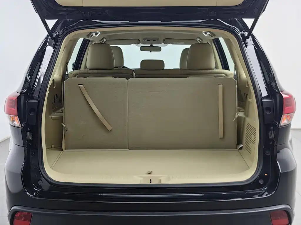 Toyota Highlander — миниатюра 16