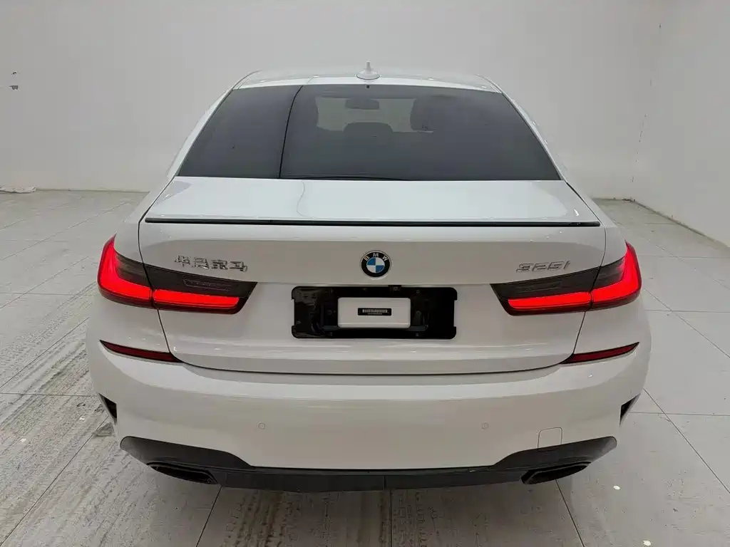 BMW 3 Series — миниатюра 8