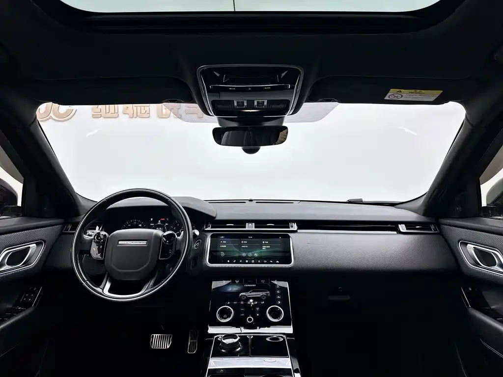 Land Rover Range Rover Velar 2018 P300 R-DYNAMIC S
