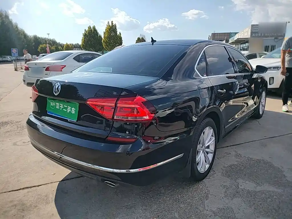 Volkswagen Passat — миниатюра 7