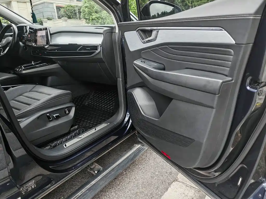 Volkswagen Talagon — миниатюра 30