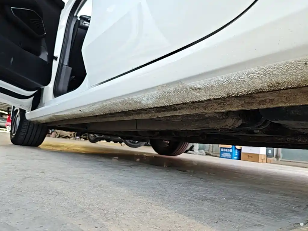 Geely Emgrand — миниатюра 22