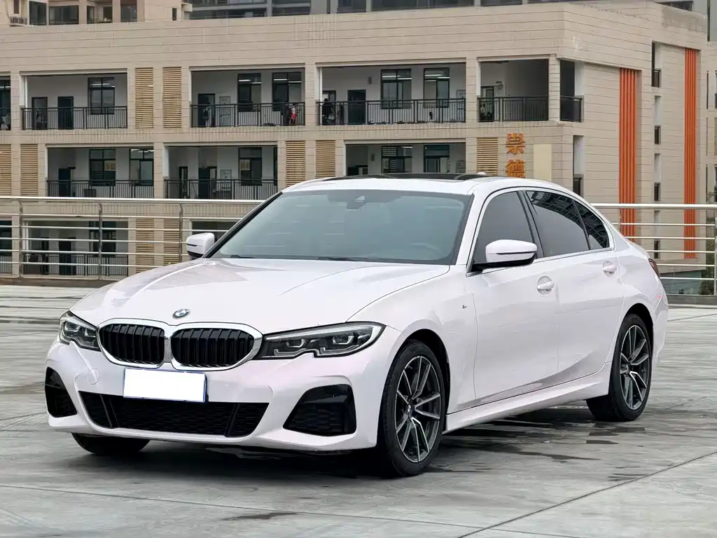 BMW 3 Series 2021