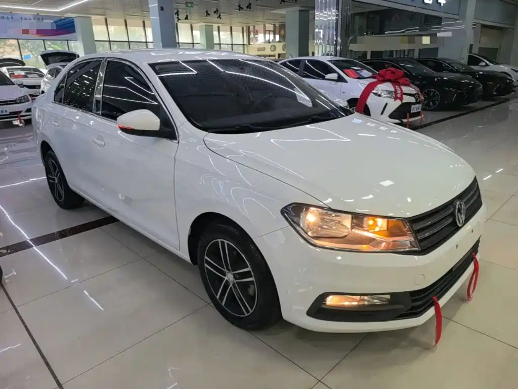 Volkswagen Santana — миниатюра 4