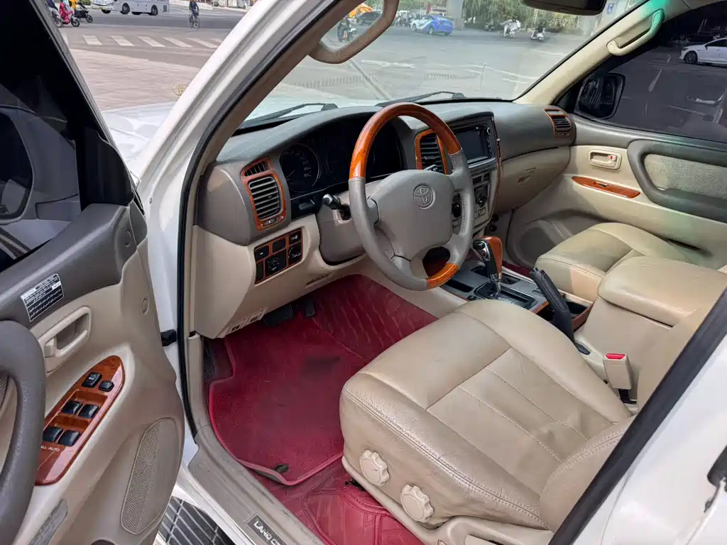 Toyota Land Cruiser — миниатюра 4
