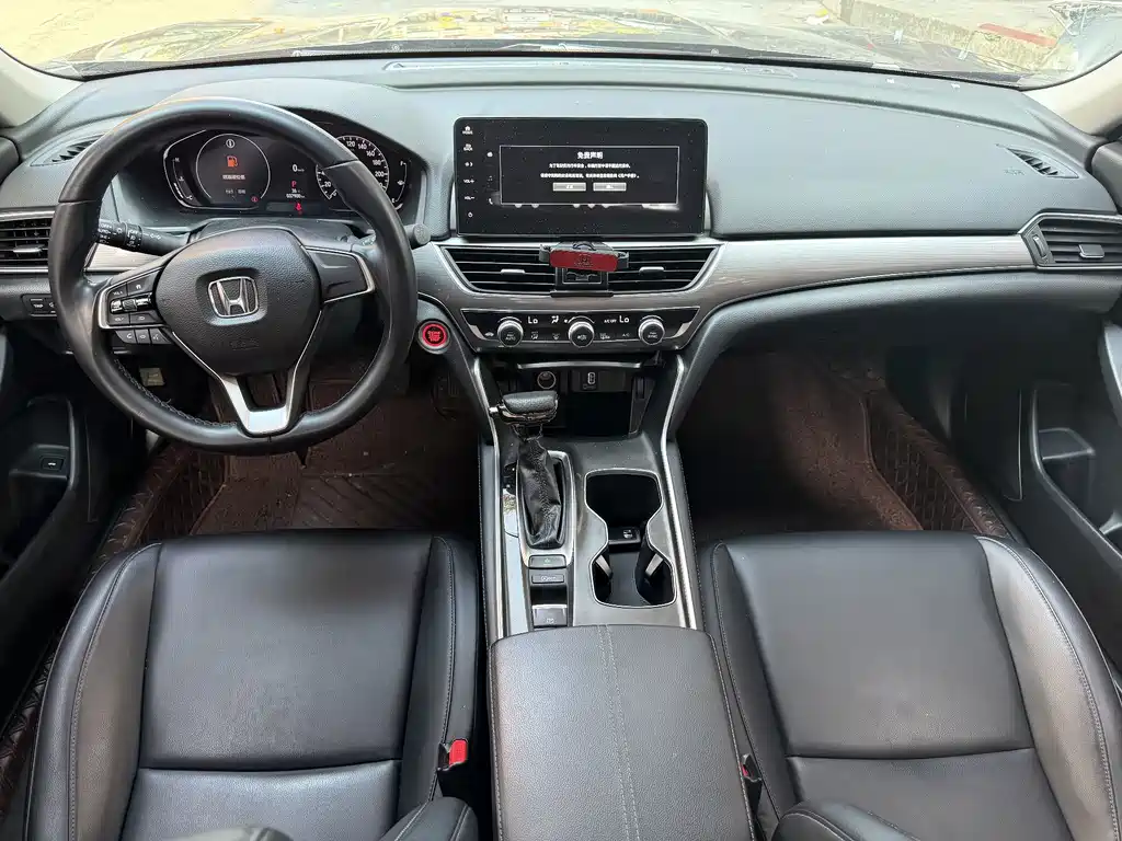 Honda Accord — миниатюра 6