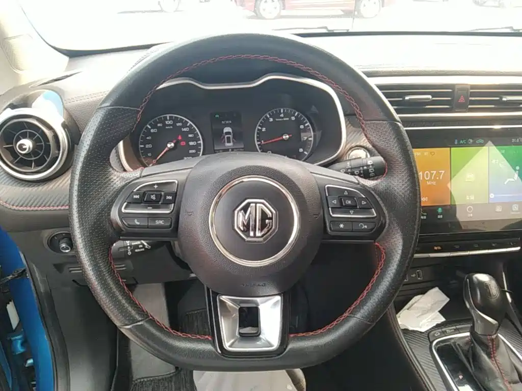 MG ZS — миниатюра 11
