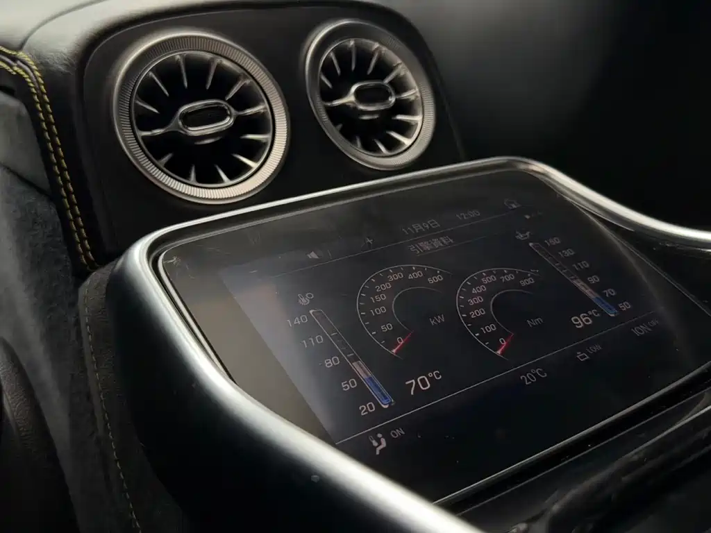 MERCEDES-BENZ AMG GT