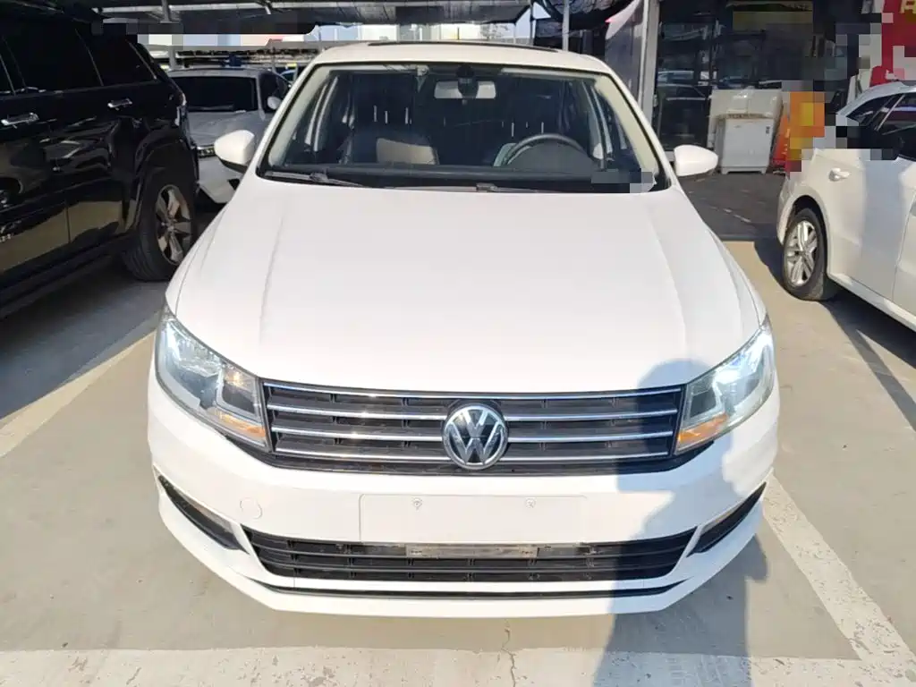 Volkswagen Santana — миниатюра 3