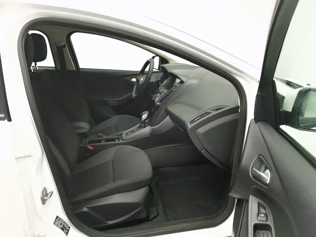 Ford Focus — миниатюра 23