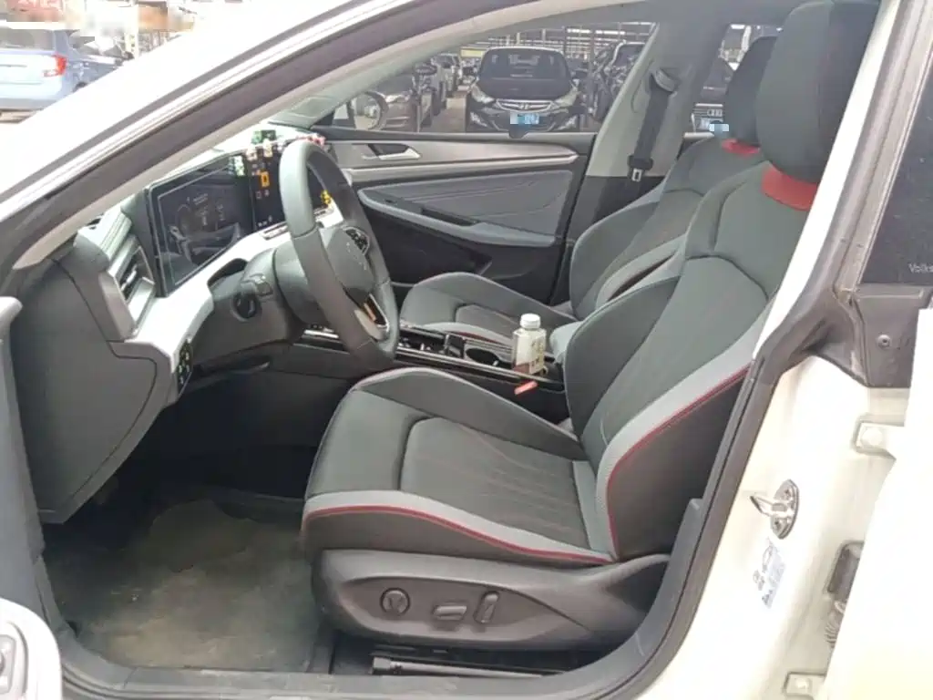 Volkswagen Lamando — миниатюра 15