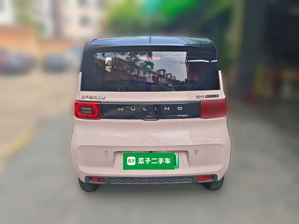 Wuling MINIEV — миниатюра 5
