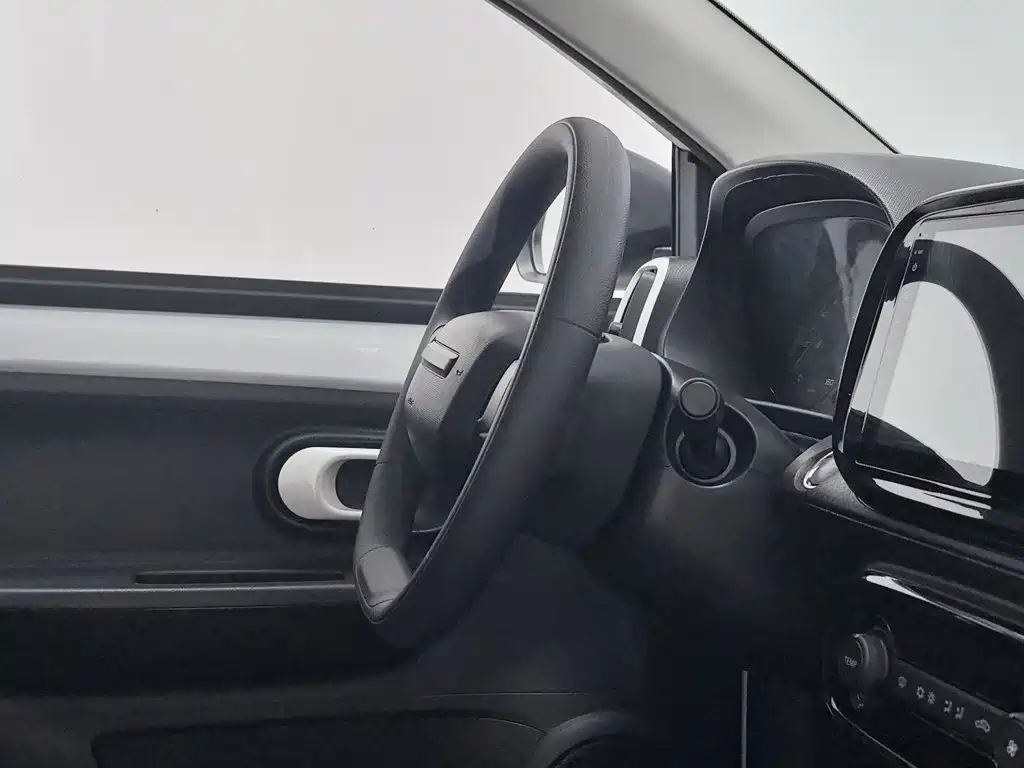Roewe Clever — миниатюра 22