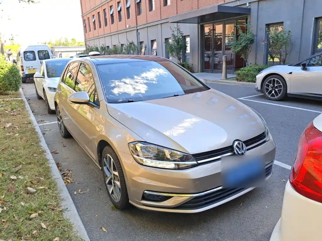 Volkswagen Golf — миниатюра 4