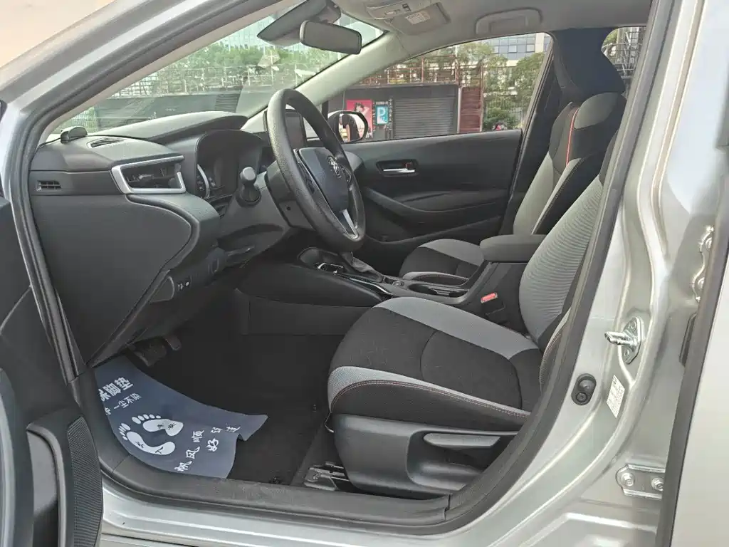 Toyota Corolla — миниатюра 10