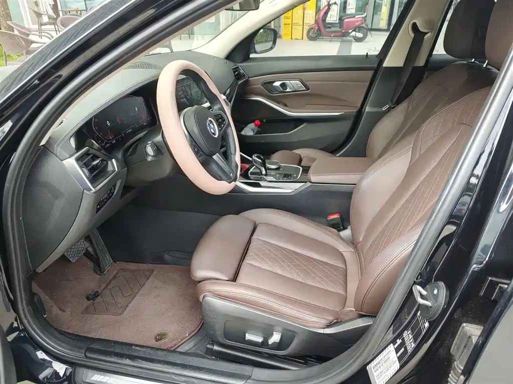 BMW 3 Series — миниатюра 4