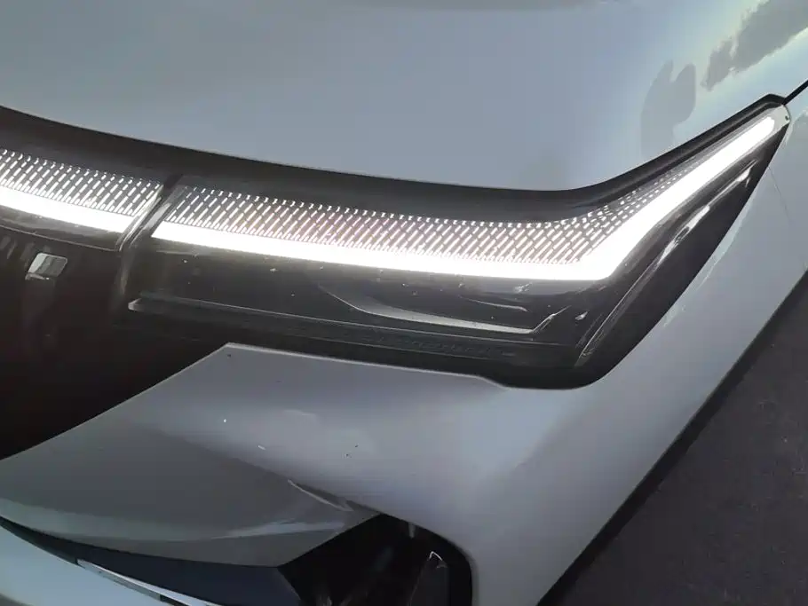 Geely Boyue L — миниатюра 5