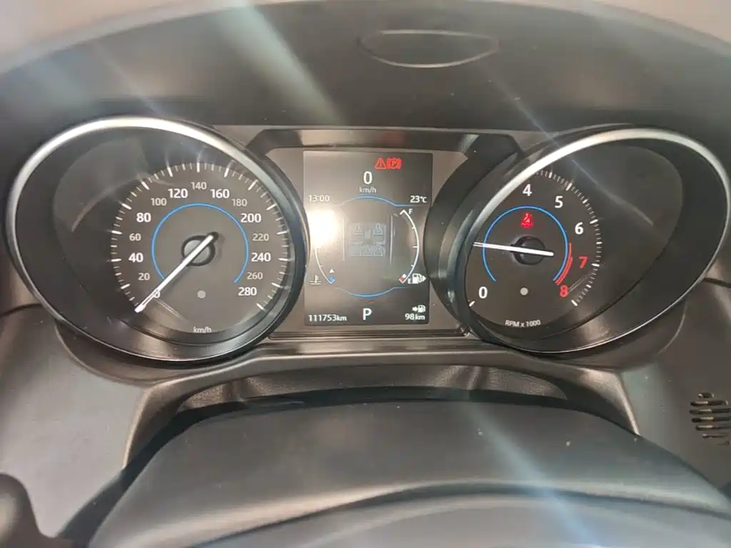 Jaguar XFL — миниатюра 12
