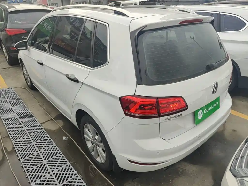 Volkswagen Golf Sportsvan — миниатюра 5